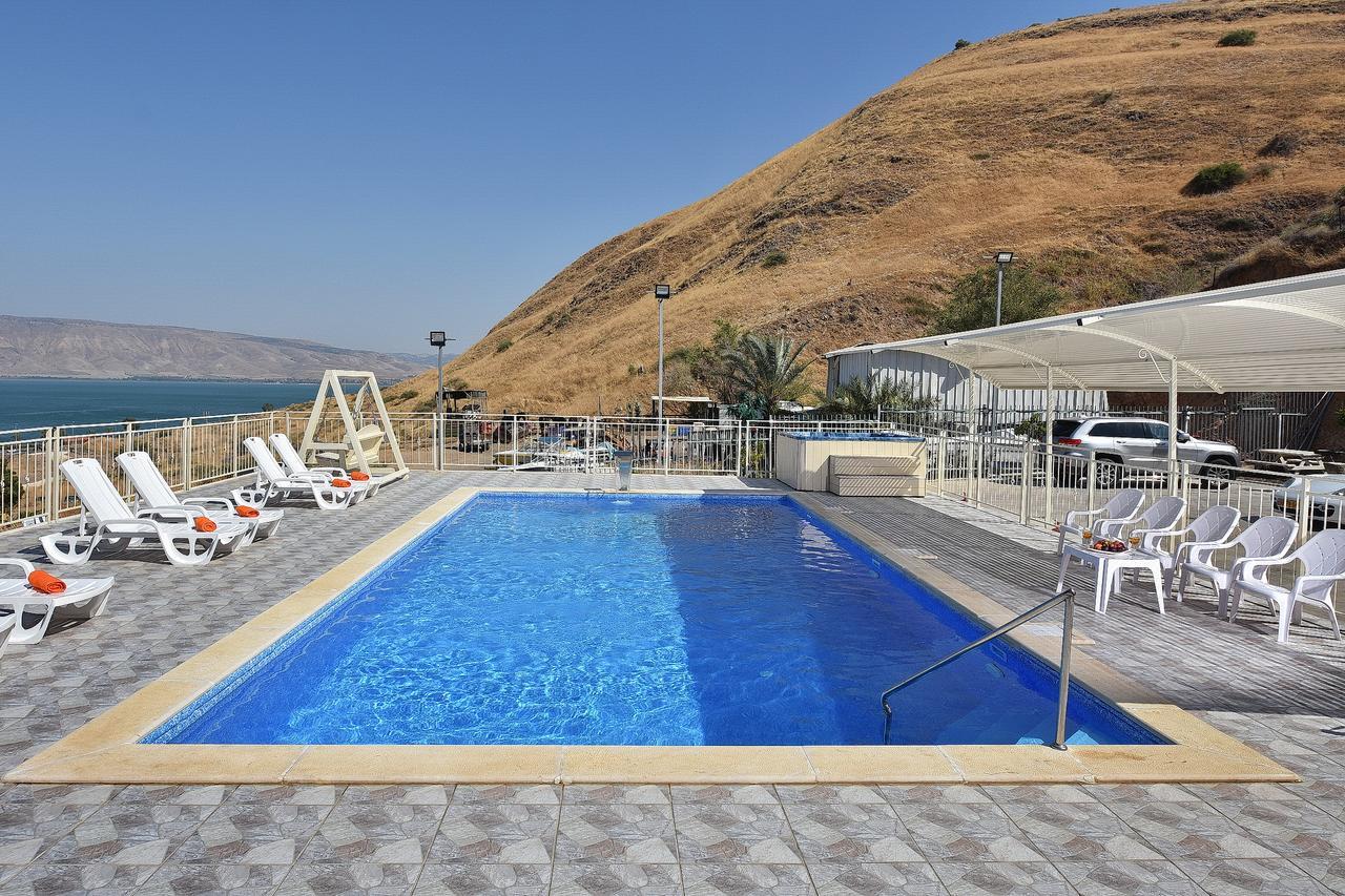 אחוזת חוף כנרת Kinneret Village Тверия Экстерьер фото